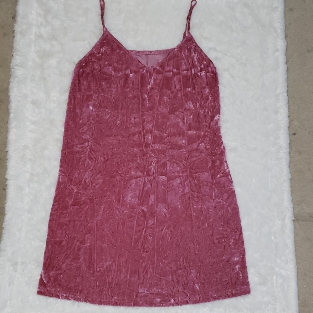 🎉🎊HP🎉🎊Crushed Velvet Dress